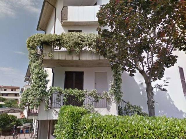 Villa Schiera in vendita a Unione della Romagna Faentina, Faenza