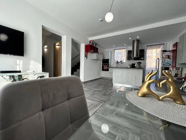 Villa Schiera in vendita a Fagnano Olona, Lombardia