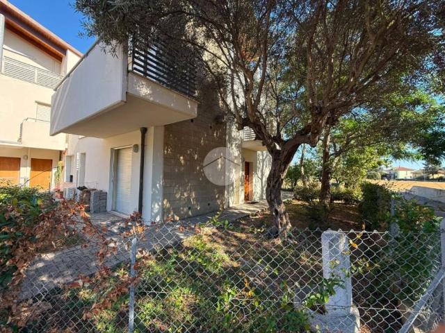 Villa Schiera in vendita a Carrara, Marche