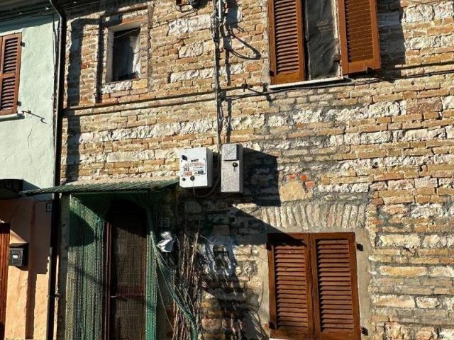 Villa Schiera in vendita a Carrara, Marche