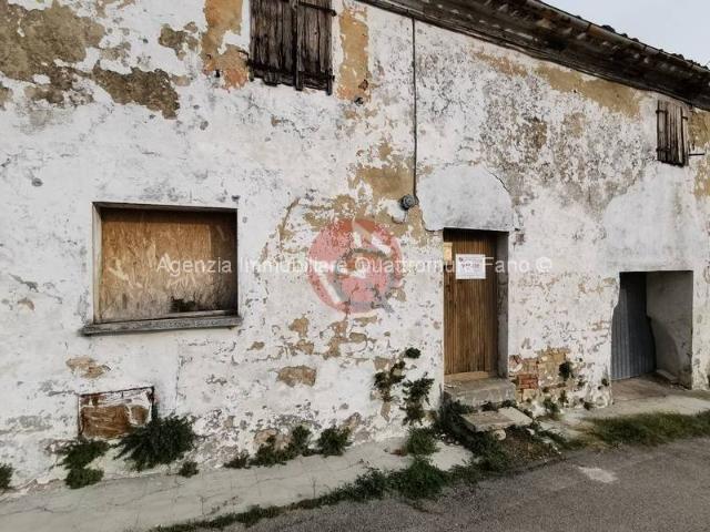 Villa Schiera in vendita a Bevano, Marche