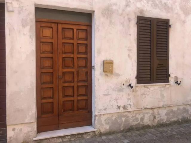 Villa Schiera in vendita a Centro storico, Marche
