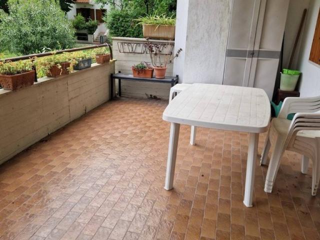 Villa Schiera in vendita a La Colonna, Marche