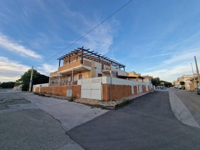 Villa Schiera in vendita a Puglia, Brindisi
