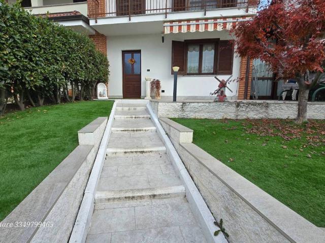 Villa Schiera in vendita a Piemonte, Torino