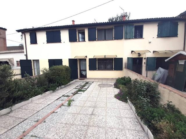 Villa Schiera in vendita a Mizzana, Ferrara