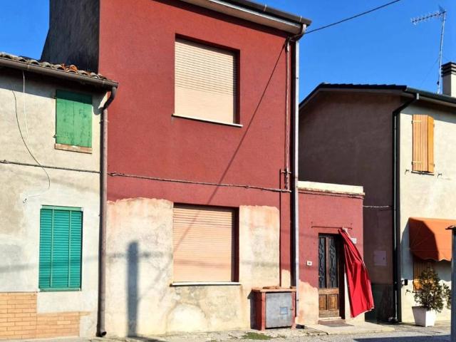 Villa Schiera in vendita a Ferrara, Reggio Emilia