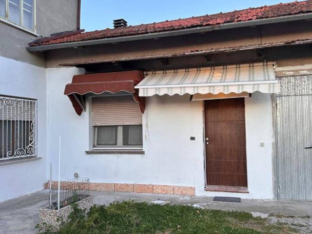 Villa Schiera in vendita a Ferrara, Reggio Emilia