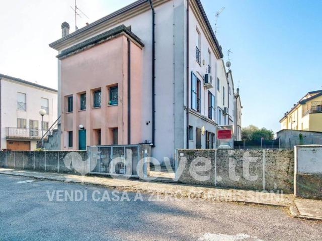 Villa Schiera in vendita a Ferrara, Reggio Emilia