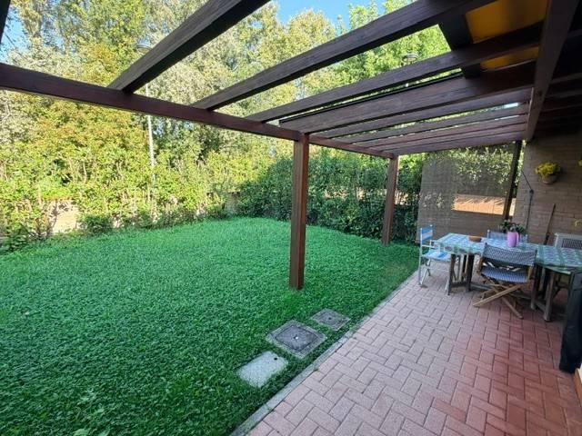 Villa Schiera in vendita a Quacchio, Ferrara