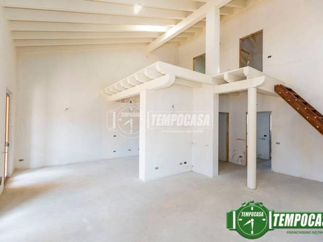 Villa Indipendente in vendita a Fiesco, Cremona