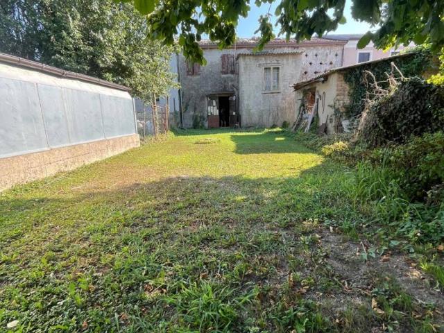 Villa Schiera in vendita a Fiesso d'Artico, Venezia
