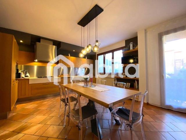 Villa Schiera in vendita a Figline e Incisa Valdarno, Incisa Val D'arno