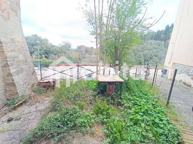 Villa Schiera in vendita a Figline e Incisa Valdarno, Figline Valdarno