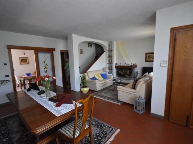 Villa Schiera in vendita a Figline e Incisa Valdarno, Ponte Agli Stolli