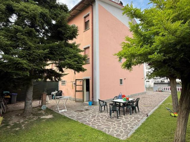 Villa Schiera in vendita a Unione Comuni Modenesi Area Nord, Finale Emilia