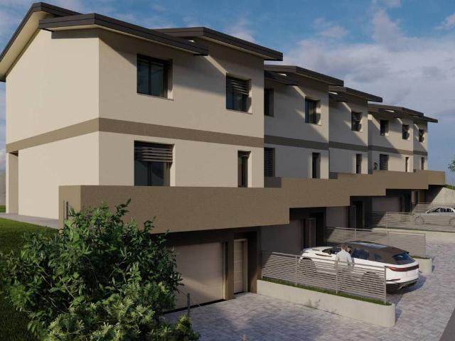 Villa Schiera in vendita a Firenzuola, Fino Mornasco