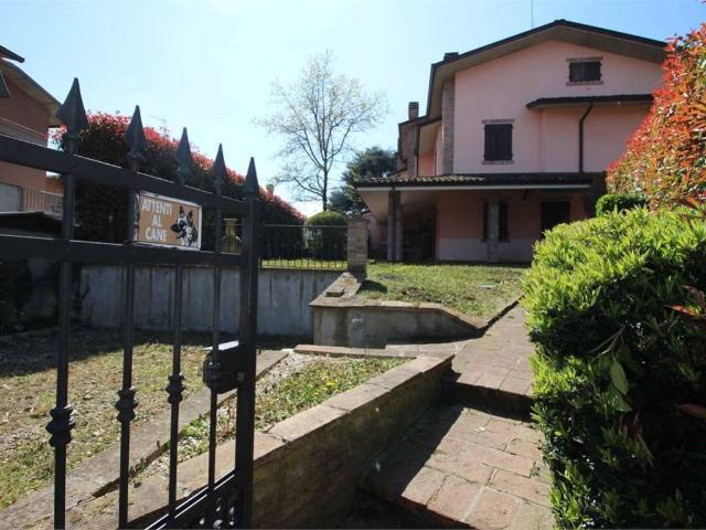 Villa Schiera in vendita a Unione dei comuni del Distretto Ceramico, Fiorano Modenese