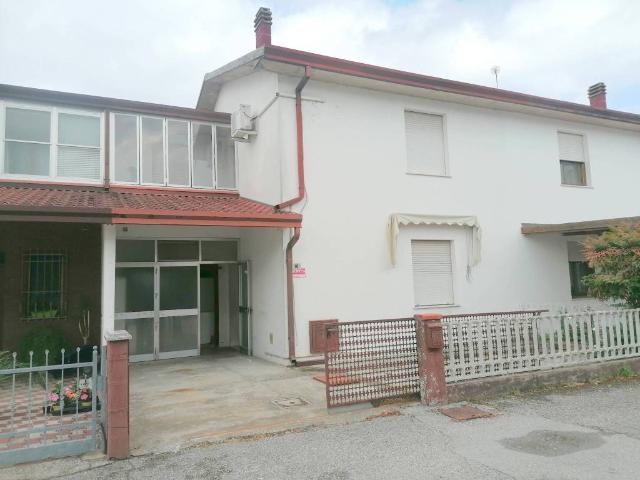 Villa Schiera in vendita a Unione Delta del Po, Migliaro