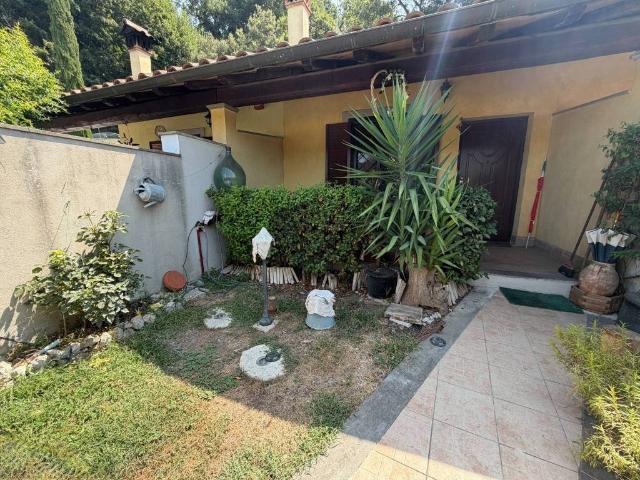 Villa Schiera in vendita a Roma Capitale, Lazio