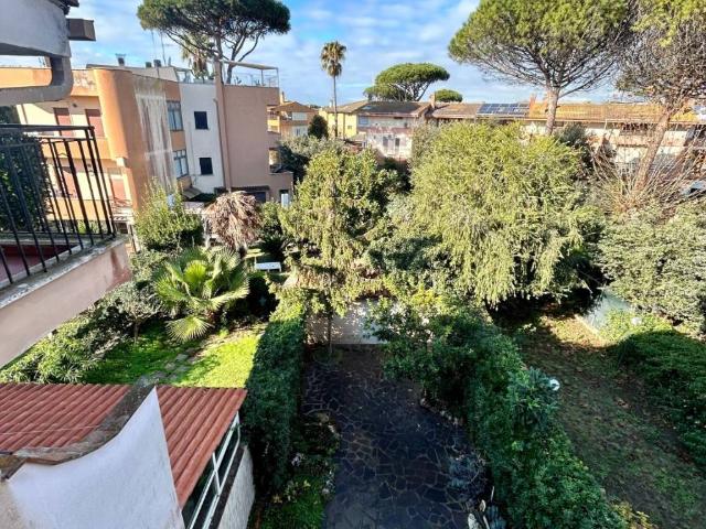 Villa Schiera in vendita a Fregene, Roma Capitale