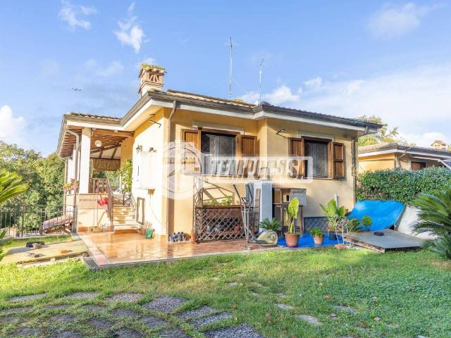Villa Schiera in vendita a Roma Capitale, Lazio