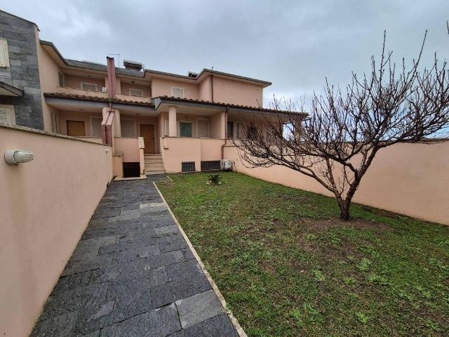 Villa Schiera in vendita a Roma Capitale, Lazio