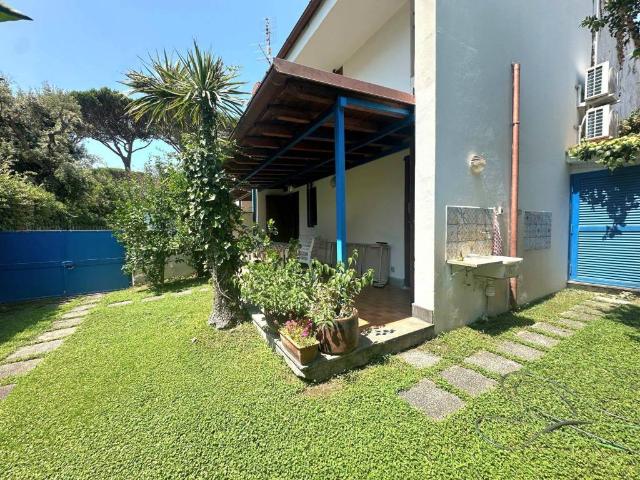 Villa Schiera in vendita a Fregene, Roma Capitale