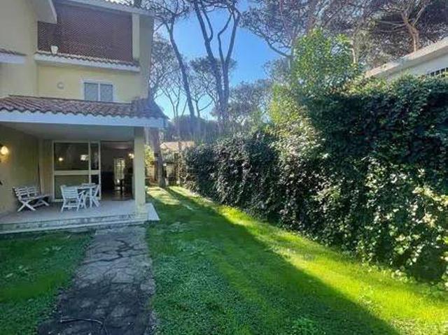 Villa Schiera in vendita a Fregene, Fiumicino