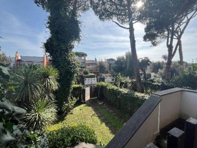 Villa Schiera in vendita a Fregene, Roma Capitale
