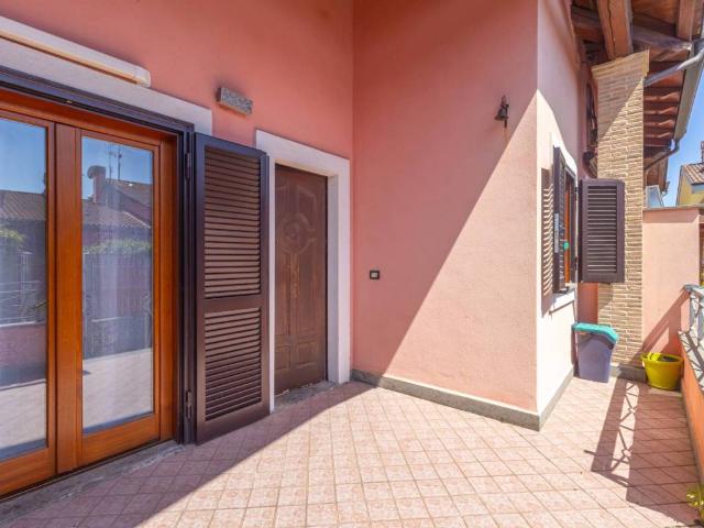 Villa Schiera in vendita a Roma Capitale, Lazio