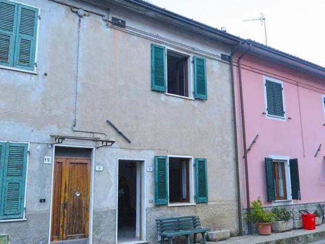 Villa Schiera in vendita a Unione di comuni Montana Lunigiana, Fivizzano