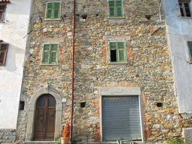 Villa Schiera in vendita a Unione di comuni Montana Lunigiana, Fivizzano