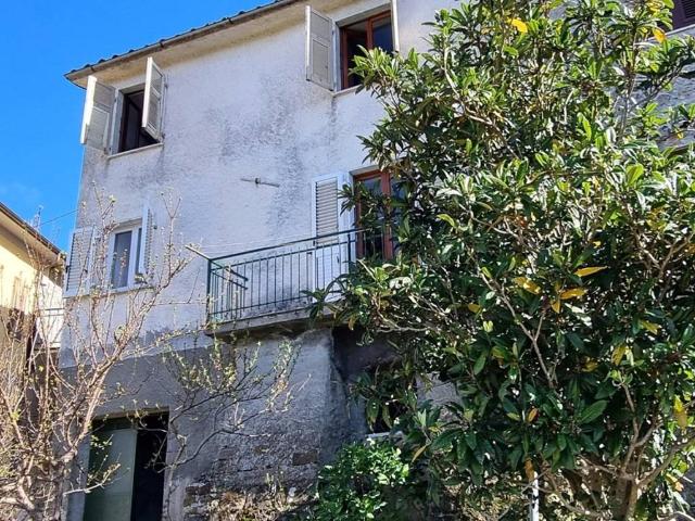 Villa Schiera in vendita a Unione di comuni Montana Lunigiana, Fivizzano
