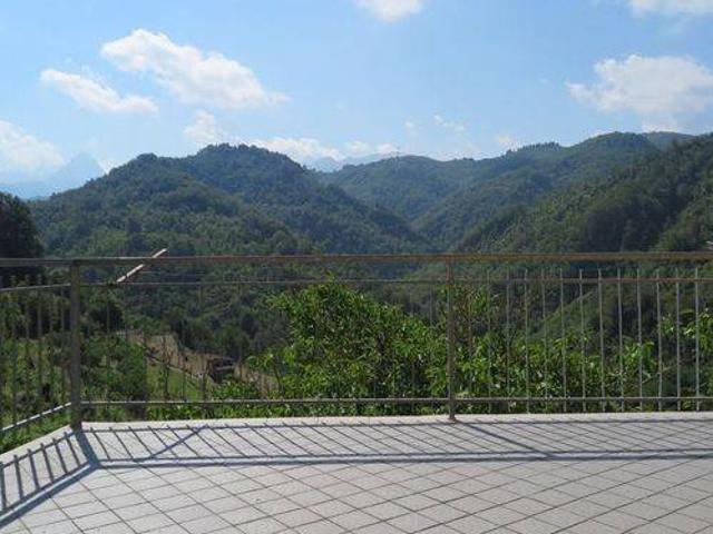Villa Schiera in vendita a Unione di comuni Montana Lunigiana, Fivizzano