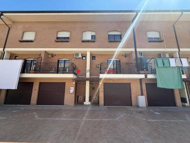 Villa Schiera in vendita a C.E.P., Puglia