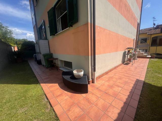 Villa Schiera in vendita a Follo, La Spezia