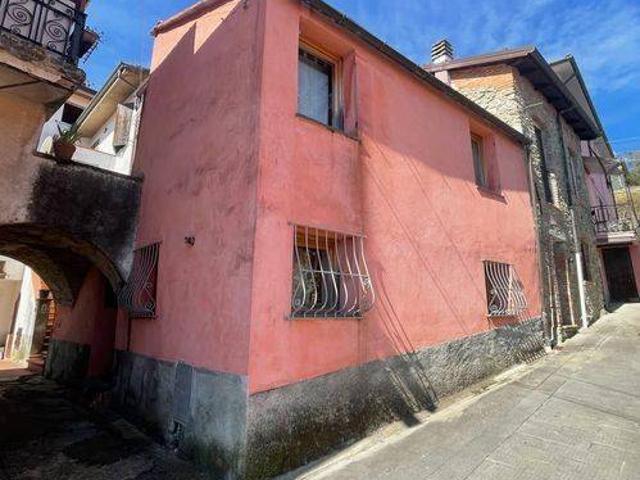 Villa Schiera in vendita a Follo Alto, Follo