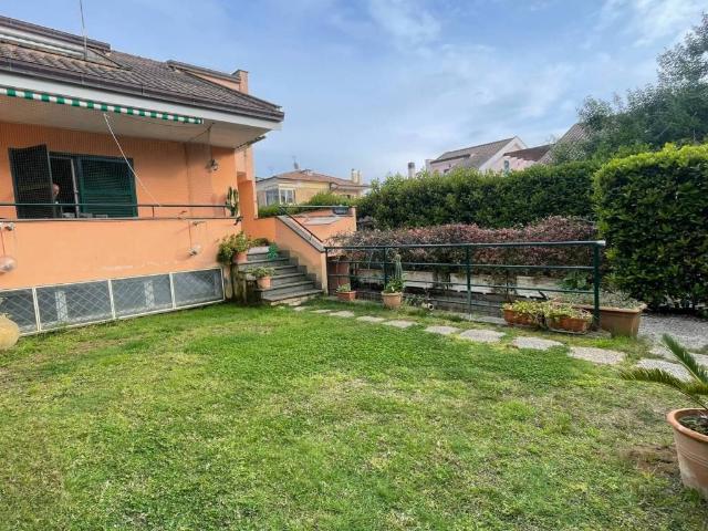 Villa Schiera in vendita a Salto Di Fondi, Lazio