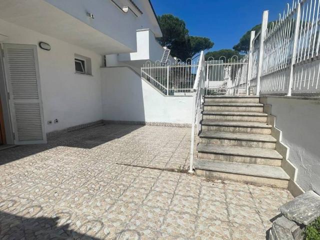 Villa Schiera in vendita a Salto di Fondi, Salto Di Fondi