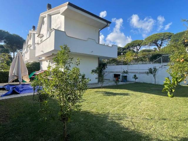 Villa Schiera in vendita a Rio Claro, Fondi