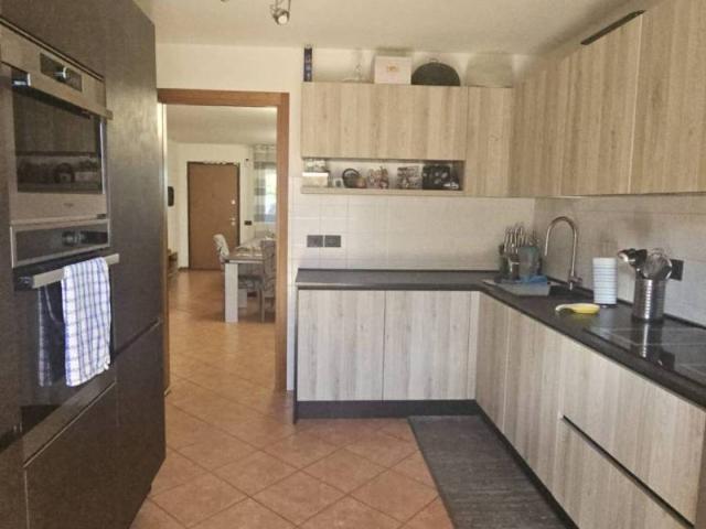 Villa Schiera in vendita a Fontanafredda, Friuli-Venezia Giulia