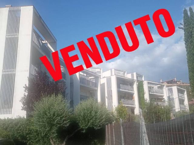 Villa Schiera in vendita a Santa Lucia, Roma Capitale