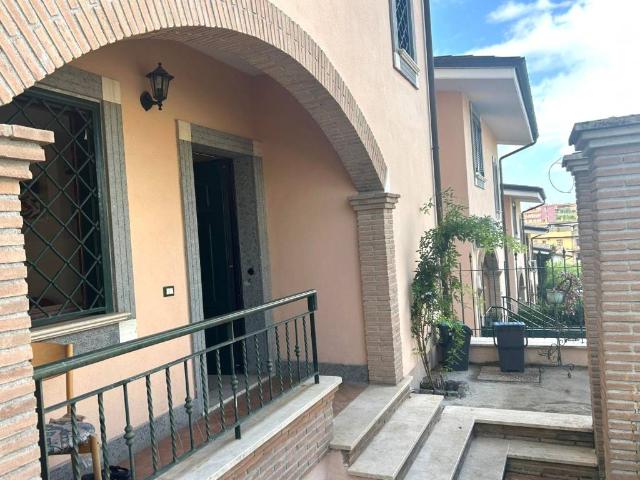 Villa Schiera in vendita a Tor Lupara, Fonte Nuova