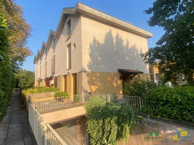 Villa Schiera in vendita a Case Massi, Fontevivo