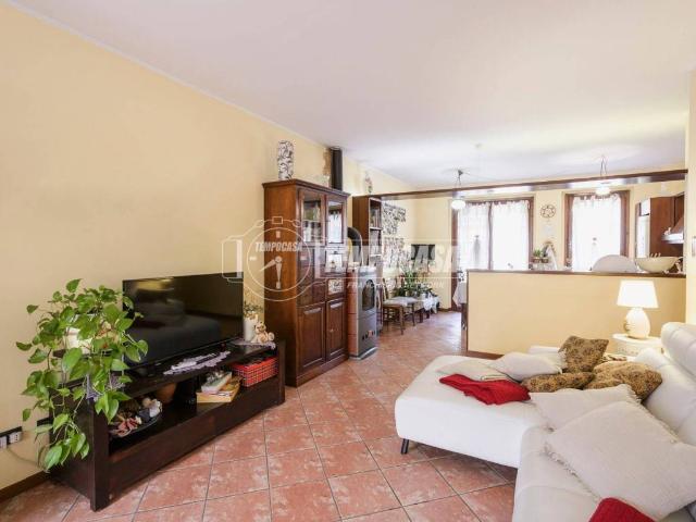 Villa Schiera in vendita a Fontevivo, Reggio Emilia