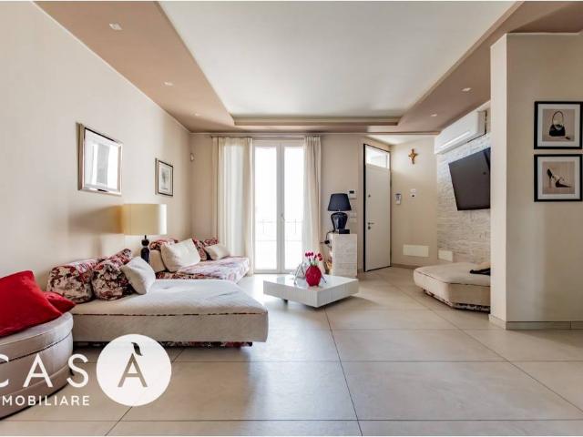 Villa Schiera in vendita a Unione di Comuni della Romagna Forlivese, Quattro
