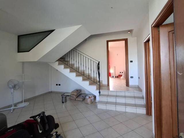 Villa Schiera in vendita a Unione di Comuni della Romagna Forlivese, Quattro
