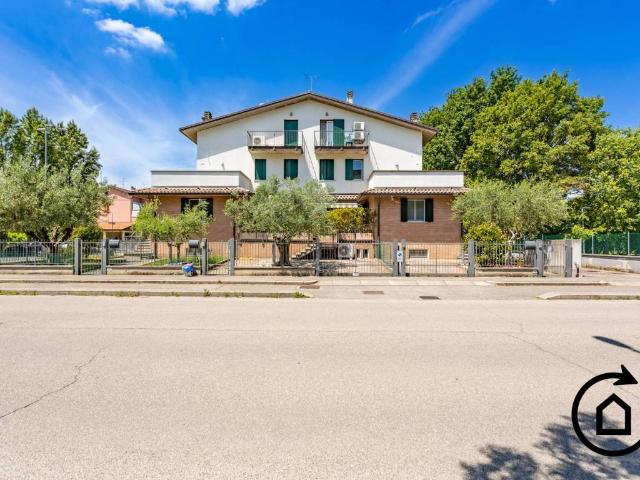 Villa Schiera in vendita a Unione di Comuni della Romagna Forlivese, Quattro