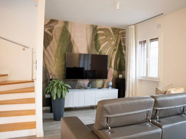 Villa Schiera in vendita a Unione di Comuni della Romagna Forlivese, Quattro